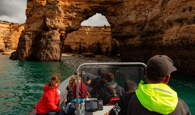 seacret-tours-cave-algarve